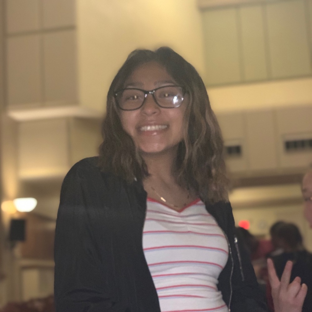 Meet your Posher, Juliza